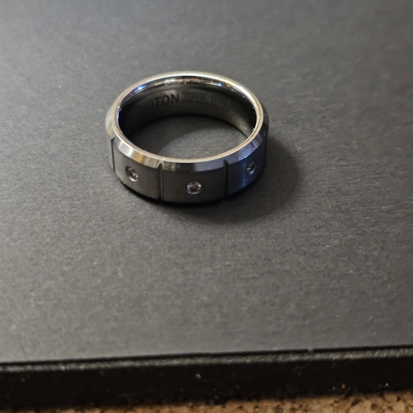 Men's Tungsden Wedding Band with Diamond Accents.